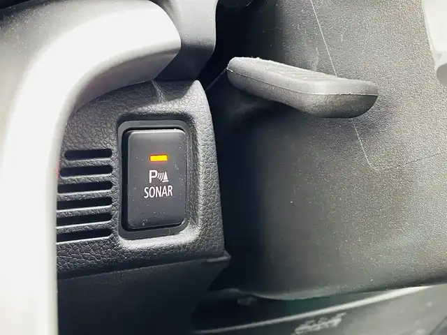 三菱 エクリプス クロス ＰＨＥＶ P 神奈川県 2021(令3)年 3.6万km レッドダイヤモンド 登録時走行距離35657km/ワンオーナー/純正メモリナビ/　【CD/DVD/フルセグTV】/全方位カメラ/バックカメラ/ETC/ヘッドアップディスプレイ/クルーズコントロール(追従走行有り)/衝突被害軽減ブレーキ/ブラインドスポットモニター/レーンキープアシスト/ハーフレザーシート（黒）/シートヒーター/パワーシート/コーナーセンサー/横滑り防止/ステアリングヒーター/純正LEDライト/オートライト/フォグランプ/ヘッドライトレベライザー/純正18インチアルミホイール /ウインカーミラー/純正フロアマット/リアプライバシーガラス/プッシュスタート/スペアキー×1【スマートキー】/保証書/取扱説明書