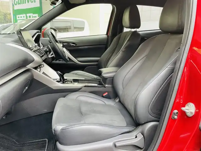 三菱 エクリプス クロス ＰＨＥＶ P 神奈川県 2021(令3)年 3.6万km レッドダイヤモンド 登録時走行距離35657km/ワンオーナー/純正メモリナビ/　【CD/DVD/フルセグTV】/全方位カメラ/バックカメラ/ETC/ヘッドアップディスプレイ/クルーズコントロール(追従走行有り)/衝突被害軽減ブレーキ/ブラインドスポットモニター/レーンキープアシスト/ハーフレザーシート（黒）/シートヒーター/パワーシート/コーナーセンサー/横滑り防止/ステアリングヒーター/純正LEDライト/オートライト/フォグランプ/ヘッドライトレベライザー/純正18インチアルミホイール /ウインカーミラー/純正フロアマット/リアプライバシーガラス/プッシュスタート/スペアキー×1【スマートキー】/保証書/取扱説明書