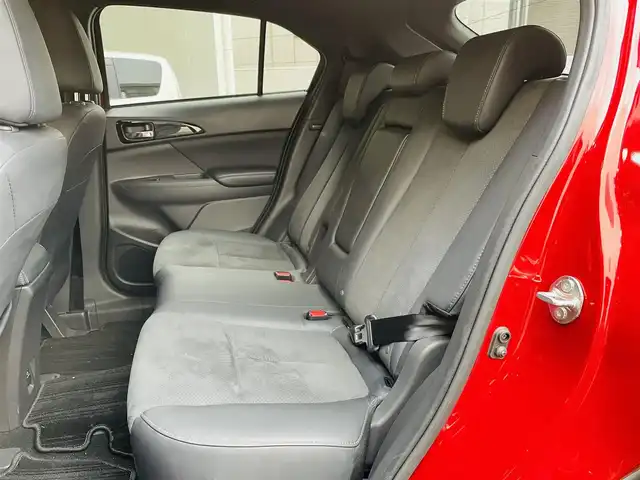 三菱 エクリプス クロス ＰＨＥＶ P 神奈川県 2021(令3)年 3.6万km レッドダイヤモンド 登録時走行距離35657km/ワンオーナー/純正メモリナビ/　【CD/DVD/フルセグTV】/全方位カメラ/バックカメラ/ETC/ヘッドアップディスプレイ/クルーズコントロール(追従走行有り)/衝突被害軽減ブレーキ/ブラインドスポットモニター/レーンキープアシスト/ハーフレザーシート（黒）/シートヒーター/パワーシート/コーナーセンサー/横滑り防止/ステアリングヒーター/純正LEDライト/オートライト/フォグランプ/ヘッドライトレベライザー/純正18インチアルミホイール /ウインカーミラー/純正フロアマット/リアプライバシーガラス/プッシュスタート/スペアキー×1【スマートキー】/保証書/取扱説明書