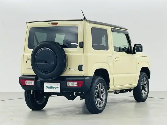 スズキ ジムニー XC 福島県 2023(令5)年 2.1万km シフォンアイボリーメタリックブラック2トーンルーフ スズキセーフティサポート/・衝突軽減ブレーキ/・レーンキープアシスト/・先行車発進お知らせ機能/・標識認識機能/クルーズコントロール/アイドリングストップ/シートヒーター(運転席/助手席)/革巻きステアリング/・ステアリングスイッチ/プッシュスタート/・スマートキー/LEDヘッドライト/・オートライト/・フォグライト/・オートマチックハイビーム/ドアバイザー