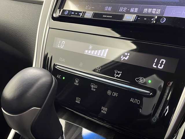 トヨタ ハリアー エレガンス 栃木県 2019(令1)年 2.8万km ホワイトパールクリスタルシャイン 社外9インチナビ/（フルセグTV/BT/DVD/CD）/バックカメラ/衝突軽減ブレーキ/クルーズコントロール/車線逸脱防止/横滑り防止/MTモード付AT/パワーシート/ETC/ドライブレコーダー/LEDオートライト/フォグライト/革巻きステアリング/ステアリングスイッチ/電動格納ミラー/プッシュスタート/スマートキー/純正フロアマット