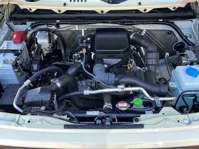 スズキ ジムニー XL 福島県 2023(令5)年 2.2万km シフォンアイボリーM レーダーブレーキサポート　ナビ　Ｂｌｕｅｔｏｏｔｈ　フルセグ　ドラレコ　シートヒーター　ＥＴＣ　オートライト　フォグ　電格ミラー　マット　スマートキー　純正１６ＡＷ　ドアミラーヒーター　ドアバイザー