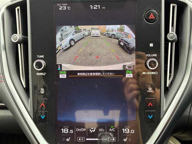スバル レヴォーグ 1．8STIスポーツ EX 愛知県 2020(令2)年 1.9万km クリスタルホワイトP /ワンオーナー//純正11.6インチナビ//バックカメラ/ETC//スマートリヤビューミラー//デジタルマルチビューモニター//アイサイトX//アイサイトセイフティプラス//渋滞時ハンズオフ・発進アシスト//アクティブレーンチェンジアシスト//カーブ前・料金所前速度制御//ドライバー異常時対応システム//プリクラッシュブレーキ//プリクラッシュステアリング//後退時ブレーキアシスト//AT誤発進・後進抑制//全車速追従機能付クルコン//車線逸脱抑制・警報//ふらつき警報//先行車発進・青信号お知らせ//リヤビークルディテクション//エマージェンシーレーンキープアシスト//ステアリング連動LEDヘッドランプ//オートライト//アダプティブドライビングビーム//ハンズフリーパワーリヤゲート//ZF製電子制御ダンパー//本革シート//前席パワーシート・シートヒーター//運転席シートメモリー//革巻きステア//ステアスイッチ//パドルシフト//純正18インチアルミ//プッシュスタート//電格ミラーウインカー//電子パーキング//ブレーキホールド//純正フロアマット//横滑り防止装置//新車保証書/取扱説明書//スペアキー/記録簿R5R4R3