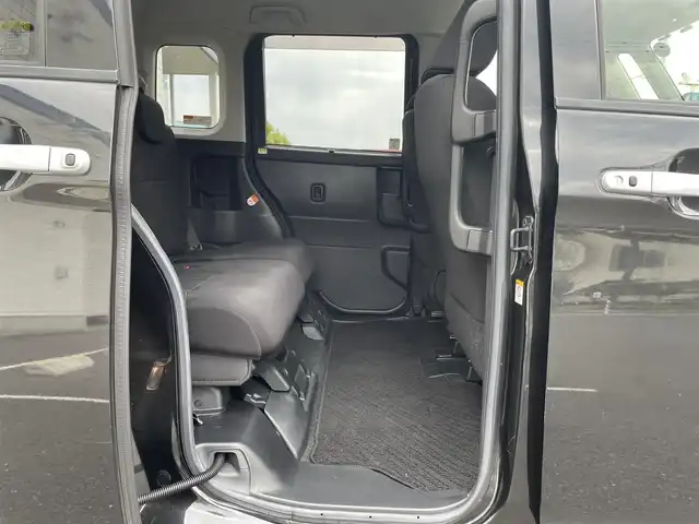 トヨタ タンク カスタムG 長崎県 2019(令1)年 10万km ブラックマイカメタリック (株)IDOMが運営する【じしゃロン長崎店】の自社ローン専用車両になりますこちらは現金またはオートローンご利用時の価格です。自社ローンご希望の方は別途その旨お申付け下さい/ワンオーナー/純正ナビ（NSZT-W68T）/　CD/DVD/SD/BT/AM/FM/フルセグＴＶ/バックカメラ/スマートアシスト３/フロントスポイラー/両側電動スライドドア/クルーズコントロール/ＥＴＣ/純正フロアマット/純正ドアバイザー/LEDヘッドライト/スマートキー×2/ＩＳＯＦＩＸ