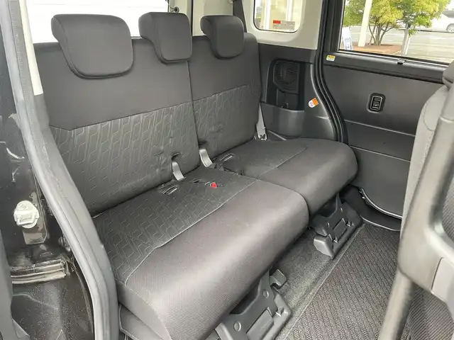 トヨタ タンク カスタムG 長崎県 2019(令1)年 10万km ブラックマイカメタリック (株)IDOMが運営する【じしゃロン長崎店】の自社ローン専用車両になりますこちらは現金またはオートローンご利用時の価格です。自社ローンご希望の方は別途その旨お申付け下さい/ワンオーナー/純正ナビ（NSZT-W68T）/　CD/DVD/SD/BT/AM/FM/フルセグＴＶ/バックカメラ/スマートアシスト３/フロントスポイラー/両側電動スライドドア/クルーズコントロール/ＥＴＣ/純正フロアマット/純正ドアバイザー/LEDヘッドライト/スマートキー×2/ＩＳＯＦＩＸ