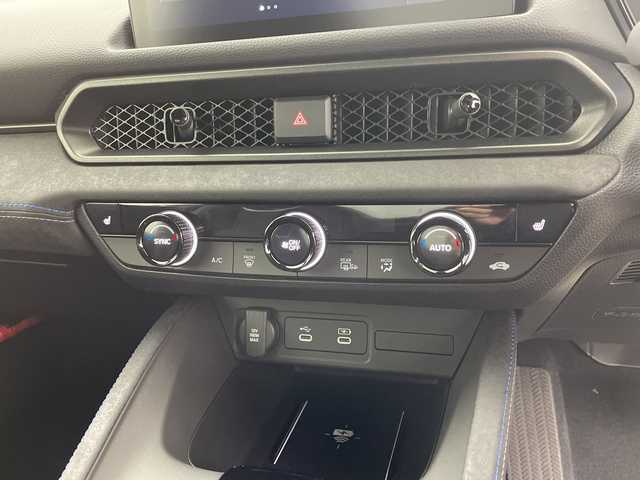 ホンダ プレリュード 鹿児島県 2025(令7)年 0.1千km パール ムーンリットホワイトパール/純正コネクテッドディスプレイ/BOSEプレミアムサウンド/ワイヤレス充電/brembo製フロント大型ディスクブレーキ/アダプティブクルーズコントロール/ハーフレザーシート/シートヒーター/10.2インチデジタルメーター/LEDアンビエントライト/スマートキー/プッシュスタート