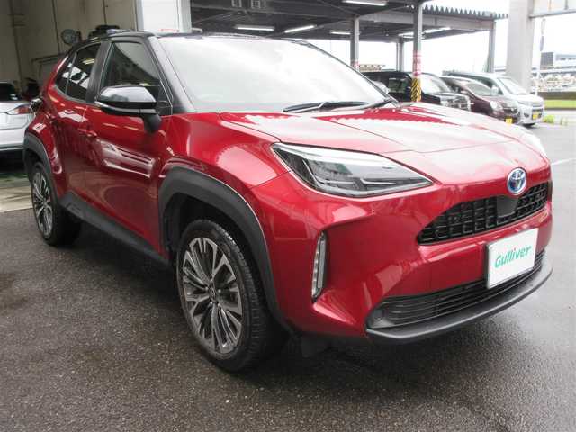 トヨタ ヤリスクロス ハイブリッド Z 鹿児島県 2023(令5)年 1.5万km ブラックマイカ/センシュアルレッドマイカ