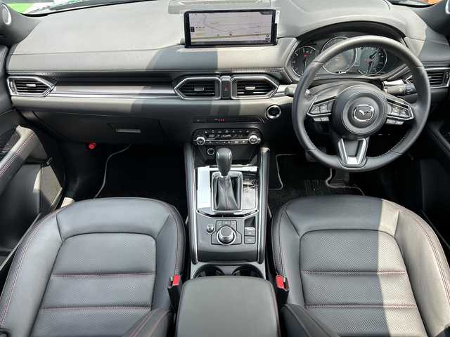 マツダ ＣＸ－５ XD スポーツアピアランス 奈良県 2025(令7)年 0.4万km ジェットブラックマイカ 純正ナビ　/フルセグＴＶ　/BT/USB/アラウンドビューモニター　/ＢＯＳＥプレミアムサウンド　/前後ドライブレコーダー　/追従型クルーズコントロール　/レザーシート　/パワーシート　/シートヒーター　/エアシート　/ステアリングヒーター/置くだけ充電/LEDヘッドライト/オートライト/ワンオーナー/スマートキー/前後コーナーセンサー/衝突被害軽減システム/レーンキープアシスト/AUTOHOLD/純正19インチアルミホイール/純正フロアマット/アイドリングストップ/パーキングアシスト