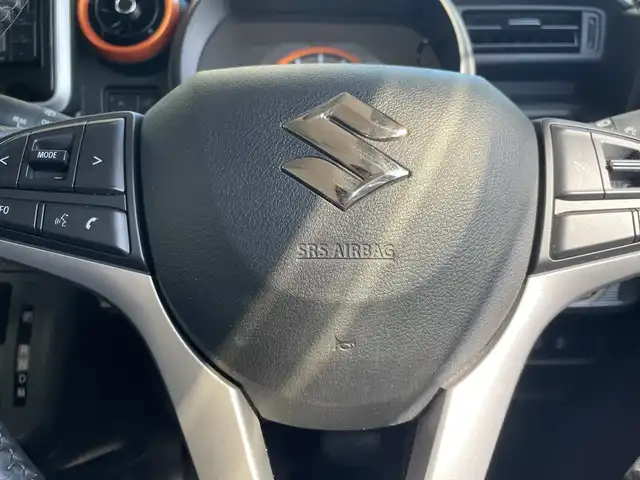 スズキ スペーシア ギア HYBRID XZターボ 愛知県 2018(平30)年 5.6万km アクティブイエロー/ガンメタリック2トーン HUD/両側パワースライドドア/クルーズコントロール/LDA/PCS/パドルシフト/クリアランスソナー/フォグランプ/社外SDナビ/フルセグテレビ/Bluetooth/スマートキー/純正フロアマット/シートヒーター/コーナーセンサー/レーンキープアシスト/オートライト/LEDヘッドライト