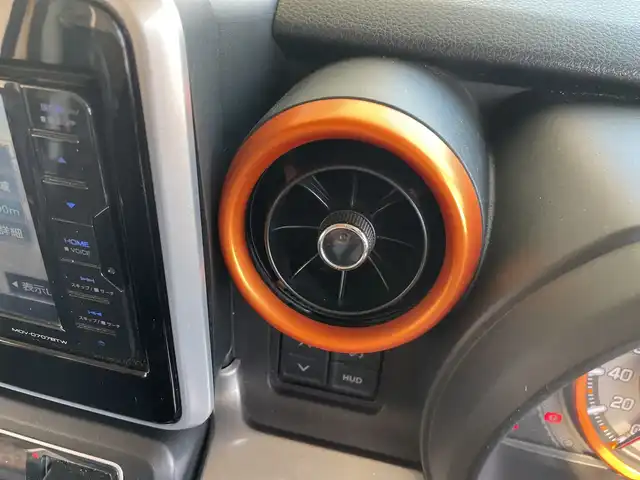 スズキ スペーシア ギア HYBRID XZターボ 愛知県 2018(平30)年 5.6万km アクティブイエロー/ガンメタリック2トーン HUD/両側パワースライドドア/クルーズコントロール/LDA/PCS/パドルシフト/クリアランスソナー/フォグランプ/社外SDナビ/フルセグテレビ/Bluetooth/スマートキー/純正フロアマット/シートヒーター/コーナーセンサー/レーンキープアシスト/オートライト/LEDヘッドライト