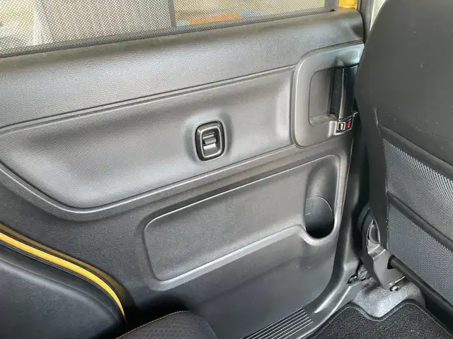 スズキ スペーシア ギア HYBRID XZターボ 愛知県 2018(平30)年 5.6万km アクティブイエロー/ガンメタリック2トーン HUD/両側パワースライドドア/クルーズコントロール/LDA/PCS/パドルシフト/クリアランスソナー/フォグランプ/社外SDナビ/フルセグテレビ/Bluetooth/スマートキー/純正フロアマット/シートヒーター/コーナーセンサー/レーンキープアシスト/オートライト/LEDヘッドライト