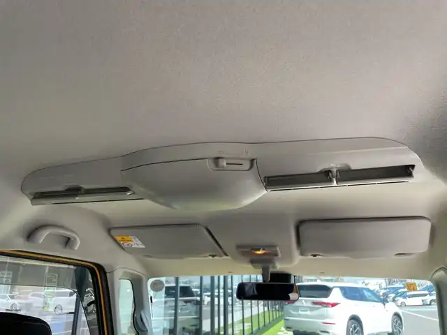 スズキ スペーシア ギア HYBRID XZターボ 愛知県 2018(平30)年 5.6万km アクティブイエロー/ガンメタリック2トーン HUD/両側パワースライドドア/クルーズコントロール/LDA/PCS/パドルシフト/クリアランスソナー/フォグランプ/社外SDナビ/フルセグテレビ/Bluetooth/スマートキー/純正フロアマット/シートヒーター/コーナーセンサー/レーンキープアシスト/オートライト/LEDヘッドライト