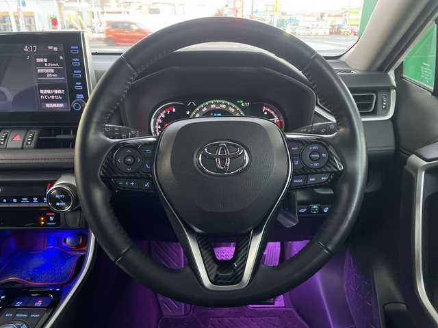 トヨタ ＲＡＶ４ アドベンチャー オフロードPKG 福島県 2020(令2)年 2.7万km スーパーホワイトⅡ ４WD/純正ディスプレイオーディオ/・Applecarplay/・USB/・TipeC接続端子あり/・フルセグTV（走行視聴不可）/レザーシート/パワーシート（D席）/シートヒーター（D席＋N席）/クルーズコントロール（追従機能付き）/純正ETC/オートライト/オートハイビーム/クリアランスソナー（前後）/社外ドラレコ（前後）/360°カメラ/ABH（オートブレーキホールド）/BSM（ブラインドスポットモニター）/RSA（標識認識システム）/オールテレインタイヤ/18×7Jアルミホイール（マット調ブラック塗装）/ルーフレール（ブリッジ型）/TRDマッドフラップ/ボンネットガーニッシュ/トランクトノカバー/サンシェード/ステアリングボタン/ステアリングヒーター