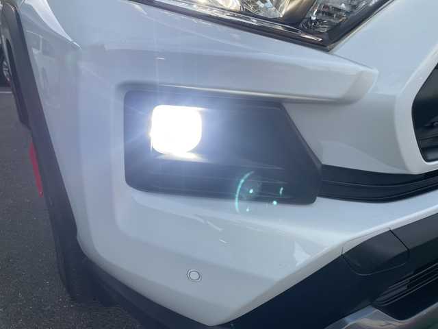 トヨタ ＲＡＶ４ アドベンチャー オフロードPKG 福島県 2020(令2)年 2.7万km スーパーホワイトⅡ ４WD/純正ディスプレイオーディオ/・Applecarplay/・USB/・TipeC接続端子あり/・フルセグTV（走行視聴不可）/レザーシート/パワーシート（D席）/シートヒーター（D席＋N席）/クルーズコントロール（追従機能付き）/純正ETC/オートライト/オートハイビーム/クリアランスソナー（前後）/社外ドラレコ（前後）/360°カメラ/ABH（オートブレーキホールド）/BSM（ブラインドスポットモニター）/RSA（標識認識システム）/オールテレインタイヤ/18×7Jアルミホイール（マット調ブラック塗装）/ルーフレール（ブリッジ型）/TRDマッドフラップ/ボンネットガーニッシュ/トランクトノカバー/サンシェード/ステアリングボタン/ステアリングヒーター