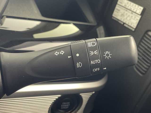 スズキ スペーシア カスタム HYBRID XS ターボ 岐阜県 2019(令1)年 3.1万km フェニックスレッドパール 純正8インチナビゲーション【KEMWOOD】/Bluetooth/CD DVD/フルセグテレビ/iPod/USB/AM FM/SD/両側パワースライドドア/革巻きステアリング/ステアリングリモコン/パドルシフト/LEDヘッドライト/オートライト/ハーフレザーシート/シートヒーター(D席)/純正ビルトインETC/シートバックテーブル/スズキセーフティサポート/衝突被害軽減機能/横滑り防止装置/車線逸脱警報