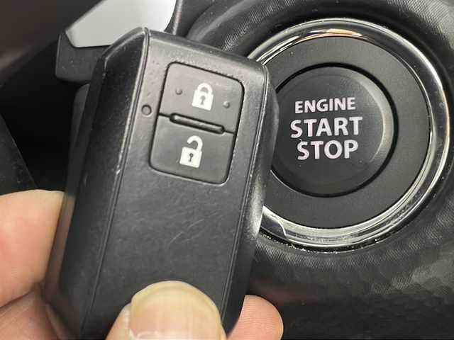 スズキ ハスラー HYBRID G 群馬県 2022(令4)年 1.2万km シフォンアイボリーM 純正ナビ　フルセグＴＶ　Ｂｌｕｅｔｏｏｔｈ接続　オートライト　前席シートヒーター　ＥＴＣ　ドラレコ　スマートキー　プッシュスタートボタン　純正アルミホイール　アイドリングストップ　横滑り防止装置　禁煙