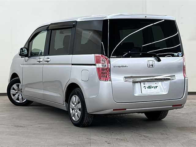 ホンダ ステップワゴン G コンフォートセレクション 道央・札幌 2013(平25)年 9.5万km スーパープラチナメタリック ワンオーナー/4WD/純正SDナビ(フルセグ、FM、AM、CD、DVD、SD、USB)/バックカメラ/クルーズコントロール/両側パワースライドドア/寒冷地仕様/アイドリングストップ/オートライト/ステアリングスイッチ/後席モニター/社外ドライブレコーダー(前後)/冬タイヤ積み込み(社外15インチAW)/スマートキー/ETC/保証書、取扱説明書有/スペアキー×1