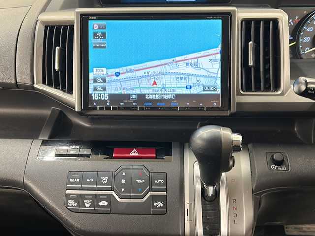 ホンダ ステップワゴン G コンフォートセレクション 道央・札幌 2013(平25)年 9.5万km スーパープラチナメタリック ワンオーナー/4WD/純正SDナビ(フルセグ、FM、AM、CD、DVD、SD、USB)/バックカメラ/クルーズコントロール/両側パワースライドドア/寒冷地仕様/アイドリングストップ/オートライト/ステアリングスイッチ/後席モニター/社外ドライブレコーダー(前後)/冬タイヤ積み込み(社外15インチAW)/スマートキー/ETC/保証書、取扱説明書有/スペアキー×1