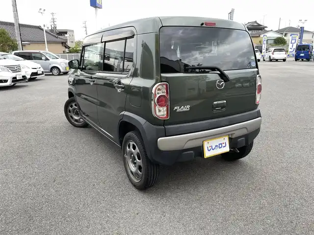 マツダ フレア クロスオーバー XG 福島県 2017(平29)年 8.1万km クールカーキパールメタリック (株)IDOMが運営する【じしゃロンいわき店】の自社ローン専用車両になります。こちらは現金またはオートローンご利用時の価格です。自社ローンご希望の方は別途その旨お申付け下さい/登録時走行距離80367km/ストラーダ社外ナビゲーション/プッシュスタート/スマートキー/スペアキーX1/前席シートヒーター/レーダーブレーキサポート/サイドバイザー/フロアマット/アイドリングストップ/純正スチールホイール