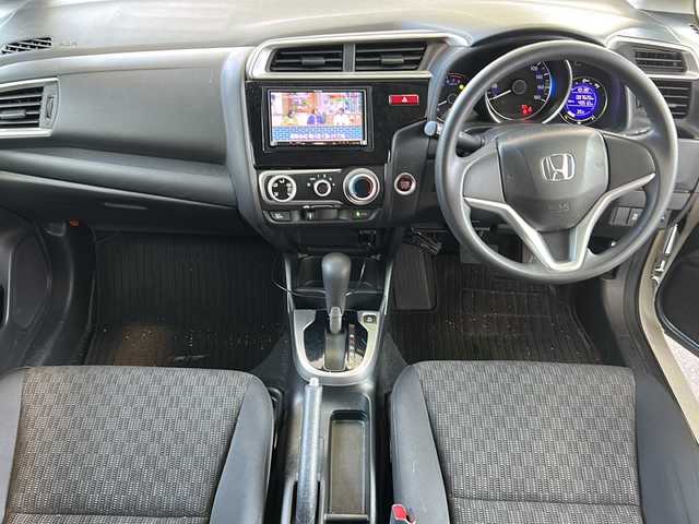 ホンダ フィット 13G Fパッケージ 栃木県 2014(平26)年 8.8万km プレミアムホワイトパール 社外ナビ/(ECLIPSE　AVN133M)/ワンセグTV/CD/FM/AM/電格ウィンカーミラー/ETC/ドライブレコーダー/(コムテック　HDR103)/ドアバイザー/フロアマット/禁煙車/取説