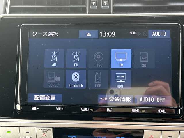 トヨタ ランドクルーザー プラド TX Lパッケージ 千葉県 2019(平31)年 5.8万km ホワイトパールクリスタルシャイン ワンオーナー　９型ナビ　バックカメラ　ＥＴＣ　クルコン　ドラレコ　フルセグ　Ｂｔ　ＤＶＤ　電動エアシート・ヒーター　ウッド調コンビハンドル　ＰＣＳ　ＡＨＢ　ＬＥＤライト　レーンアシスト　１９インチＡＷ