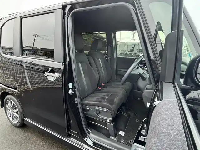 ホンダ Ｎ ＢＯＸ カスタム L 宮城県 2023(令5)年 3.8万km クリスタルブラックパール ホンダセンシング/●衝突軽減ブレーキ（CMBS）/●誤発進抑制機能/●歩行者事故低減ステアリング/●路外逸脱抑制機能/●渋滞追従機能付アダプティブクルーズコントロール（ACC）/●車線維持支援システム（LKAS）/●先行車発進お知らせ機能/●標識認識機能/●後方誤発進抑制機能/リアコーナーセンサー/ケンウッドSDナビ/・CD.DVD.SD.BT/・フルセグTV/バックモニター/ビルトインETC/片側パワースライドドア/前席シートヒーター/後席ロールサンシェード/シーケンシャルランプ/LEDヘッドライト/LEDフォグランプ/ステアリングスイッチ/純正１４インチAW/純正フロアマット/W/サイド/カーテンエアバッグ