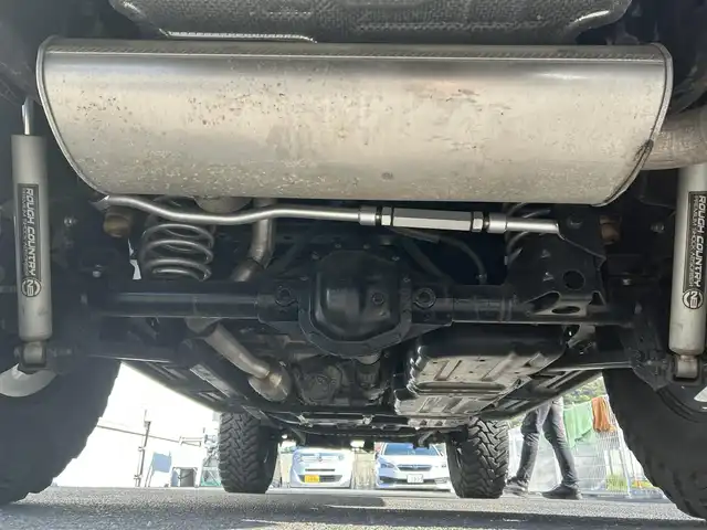 クライスラー・ジープ ジープ ラングラー アンリミテッド サハラ 佐賀県 2020(令2)年 3.4万km グラニトクリスタル ワンオーナー/純正ナビ/・F?Rカメラ/・フルセグTV/BT/アルパインサウンドスピーカー/ブラインドスポットモニタ/アダプティブクルーズコントロール/コーナーセンサー/革シート　/シートヒーター　/革巻きステアリング/ステアリングヒーター　/ＬＥＤヘッドライト　/フォグランプ/オートライト/社外17インチAW/OPENCOUNTRYブロックタイヤ/ETC2.0 /プッシュスタート/保証書/取扱説明書