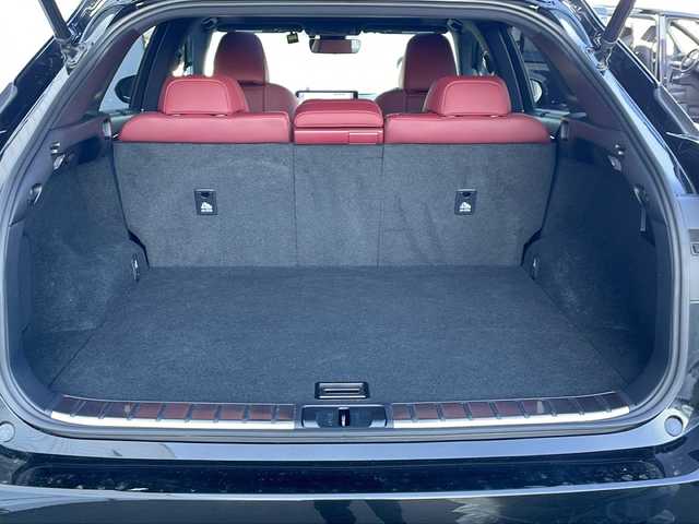 レクサス ＲＸ 200t Fスポーツ 道東・釧路十勝 2017(平29)年 5.4万km グラファイトブラックガラスフレーク ・TRDエアロ/・ワンオーナー/・4WD/・純正ナビ/・CD/DVD/Blu-ray/Bluetooth/・フルセグTV/・サンルーフ/・TRD製エアロ（F/S/R)/・TRD製スポーツマフラー/・レーンキーピングアシスト/・オートマチックハイビーム/・レーダークルーズコントロール/・レザーシート/・エアシート/・シートヒーター/・エアシート/・ステアリングヒーター/・パドルシフト/・ステアリングヒーター/・角型3眼LEDヘッドライト/・フォグランプ/・オートライト/・プッシュスタート/・スマートキー/・スペアキー/・ステアリングスイッチ/・AC100V