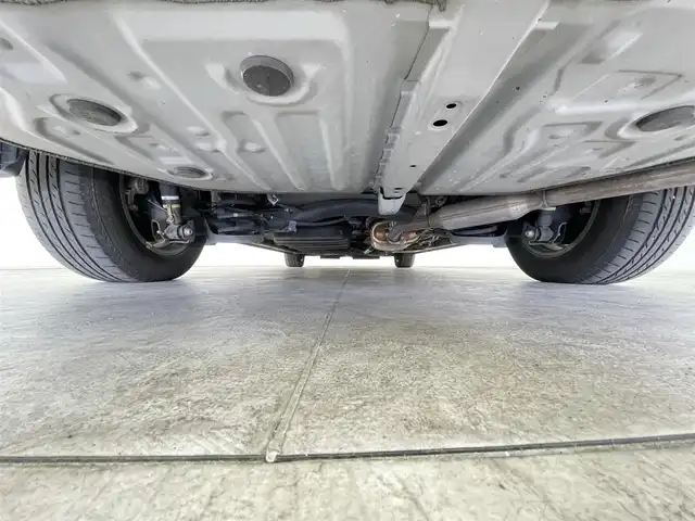 トヨタ エスクァイア ハイブリッド Gi プレミアムパッケージ 千葉県 2018(平30)年 6.5万km アバンギャルドブロンズメタリック 純正１０型ナビ/（AM＆FM＆Bluetooth＆フルセグTV＆CD＆DVD）/両側電動スライドドア/衝突軽減ブレーキ　/トヨタセーフティセンス　/ハンドルヒーター　/シートヒーター　/クルーズコントロール　/ビルトインＥＴＣ２．０　/前後コーナーセンサー　/バックカメラ/リアエアコン/アイドリングストップ/ウィンカーミラー/ドアバイザー/プッシュスタート/リアサンシェード/USBポート/LEDヘッドライト（オートライト付き）/電動格納サイドミラー