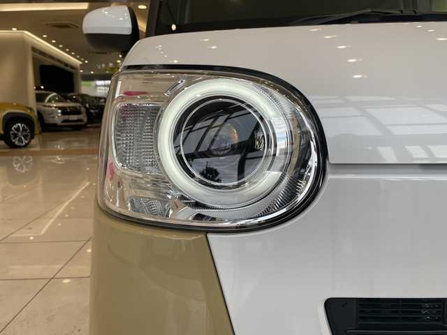 ダイハツ ムーヴ キャンバス ストライプス G 埼玉県 2023(令5)年 0.5万km シャイニングホワイトパール/サンドベージュメタリック スマートアシスト/純正9インチディスプレイオーディオ/　　BT/USB/CarPlay/バックカメラ/両側パワースライドドア/LEDオートライト/シートヒーター/コーナーセンサー/ステアリングスイッチ