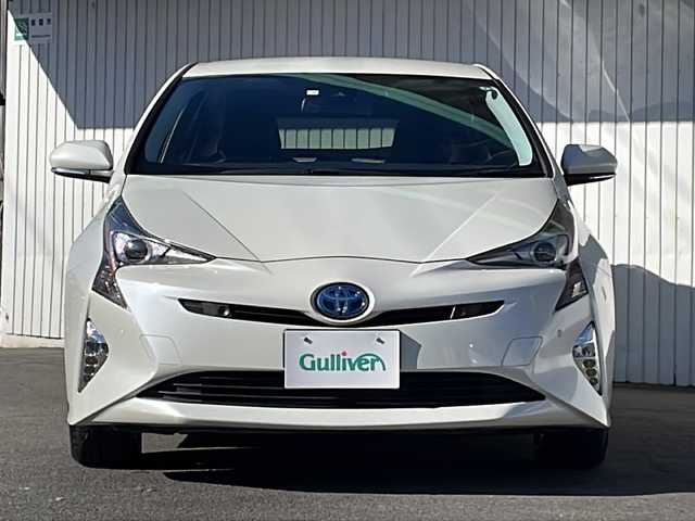 トヨタ プリウス Sセーフティプラス 長野県 2018(平30)年 6.3万km ホワイトパールクリスタルシャイン ４ＷＤ/トヨタセーフティセンス/純正メモリナビフルセグTV/バックカメラ/ETC/ドライブレコーダー/ホイール付き冬タイヤ積込/レーンキープアシスト/純正ＬＥＤヘッドライト