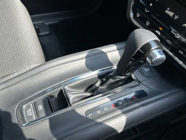 ホンダ ヴェゼル X ホンダセンシング 東京都 2020(令2)年 8.9万km プラチナホワイトパール ワンオーナー/ホンダセンシング/・CMBS/・アダプティブクルーズコントロール/・LKAS/・路外逸脱抑制機能/・誤発進抑制機能/・先行者発進お知らせ機能/純正メモリーナビ、TV/バックカメラ/アイドリングストップ/衝突軽減ブレーキ/ビルトインETC/レーンキープアシスト/パーキングアシスト/SRSエアバック/USB入力端子/スペアキーあり（１本）/保証書/取扱説明書