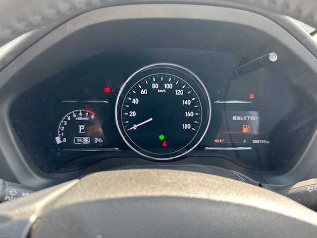 ホンダ ヴェゼル X ホンダセンシング 東京都 2020(令2)年 8.9万km プラチナホワイトパール ワンオーナー/ホンダセンシング/・CMBS/・アダプティブクルーズコントロール/・LKAS/・路外逸脱抑制機能/・誤発進抑制機能/・先行者発進お知らせ機能/純正メモリーナビ、TV/バックカメラ/アイドリングストップ/衝突軽減ブレーキ/ビルトインETC/レーンキープアシスト/パーキングアシスト/SRSエアバック/USB入力端子/スペアキーあり（１本）/保証書/取扱説明書