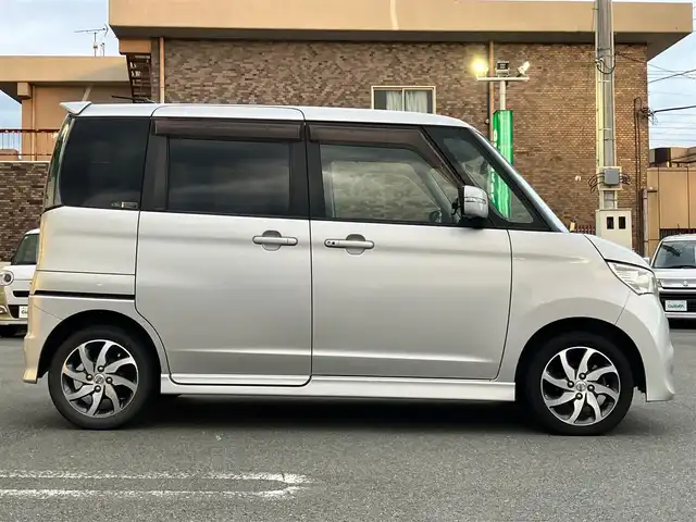 日産 ルークス ハイウェイスター ターボ 静岡県 2011(平23)年 10.6万km シルキーシルバーメタリック エンジンスタートボタン/パワーウィンドウ/パワーステアリング/ターボ/スマートキー/オートエアコン/ETC/CD/CDチェンジャー/ドライブレコーダー/ベンチシート/純正フロアマット/両側パワースライドドア/純正アルミホイール/ABS/盗難防止装置/オートライト/Wエアバック