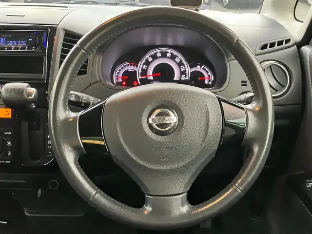 日産 ルークス ハイウェイスター ターボ 静岡県 2011(平23)年 10.6万km シルキーシルバーメタリック エンジンスタートボタン/パワーウィンドウ/パワーステアリング/ターボ/スマートキー/オートエアコン/ETC/CD/CDチェンジャー/ドライブレコーダー/ベンチシート/純正フロアマット/両側パワースライドドア/純正アルミホイール/ABS/盗難防止装置/オートライト/Wエアバック