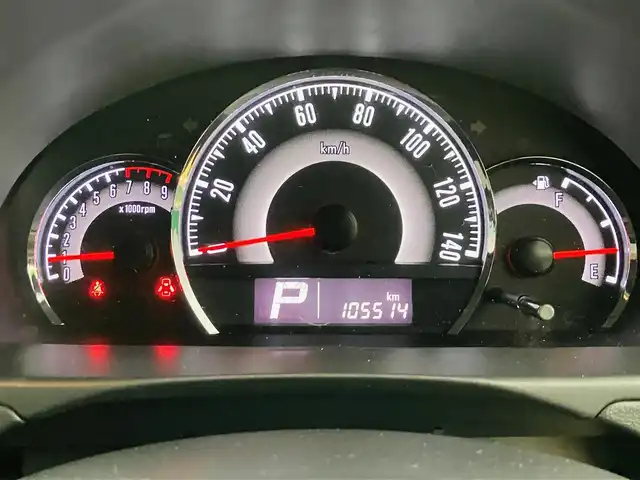 日産 ルークス ハイウェイスター ターボ 静岡県 2011(平23)年 10.6万km シルキーシルバーメタリック エンジンスタートボタン/パワーウィンドウ/パワーステアリング/ターボ/スマートキー/オートエアコン/ETC/CD/CDチェンジャー/ドライブレコーダー/ベンチシート/純正フロアマット/両側パワースライドドア/純正アルミホイール/ABS/盗難防止装置/オートライト/Wエアバック
