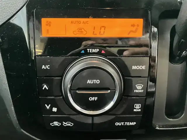 日産 ルークス ハイウェイスター ターボ 静岡県 2011(平23)年 10.6万km シルキーシルバーメタリック エンジンスタートボタン/パワーウィンドウ/パワーステアリング/ターボ/スマートキー/オートエアコン/ETC/CD/CDチェンジャー/ドライブレコーダー/ベンチシート/純正フロアマット/両側パワースライドドア/純正アルミホイール/ABS/盗難防止装置/オートライト/Wエアバック