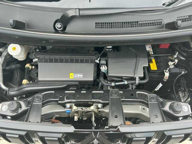 三菱 デリカミニ G プレミアム 千葉県 2023(令5)年 1.3万km ナチュラルアイボリーメタリック 社外ナビ/Bluetooth/CD/DVD/フルセグTV/ETC/パノラミックビューモニター/両側パワースライドドア/レーダークルーズコントロール/運転席・助手席シートヒーター/プリクラッシュセーフティー/車線逸脱警報/レーンキープアシスト/ダウンヒルアシストコントロール/マイパイロット/先行車発進お知らせ機能/ステアリングヒーター/ステアリングスイッチ/オートライト/オートハイビーム/LEDヘッドライト/純正アルミホイール/取扱説明書/保証書