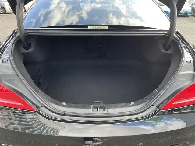 メルセデス・ベンツ ＣＬＡ２５０ 静岡県 2016(平28)年 9.7万km コスモスブラック AMGライン/ワンオーナー/純正HDDナビ・フルセグTV/DVD/CD/SD/Bluetooth/純正18インチアルミホイール/バックカメラ/クルーズコントロール/ハーフレザーシート/前席パワーシート/シートヒーター/HIDライト/スマートキー/プッシュスタート/新車時保証書/取扱説明書