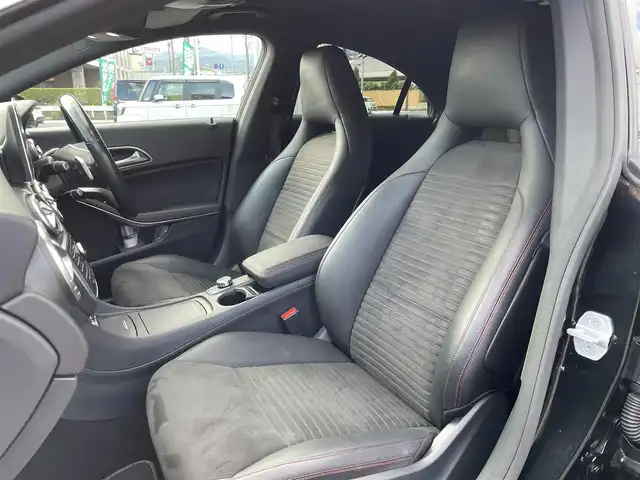メルセデス・ベンツ ＣＬＡ２５０ 静岡県 2016(平28)年 9.7万km コスモスブラック AMGライン/ワンオーナー/純正HDDナビ・フルセグTV/DVD/CD/SD/Bluetooth/純正18インチアルミホイール/バックカメラ/クルーズコントロール/ハーフレザーシート/前席パワーシート/シートヒーター/HIDライト/スマートキー/プッシュスタート/新車時保証書/取扱説明書
