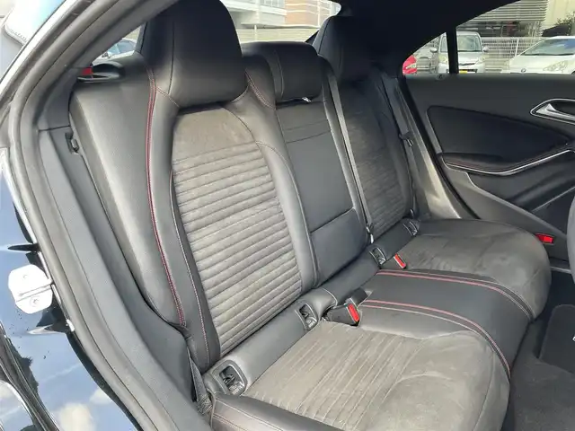 メルセデス・ベンツ ＣＬＡ２５０ 静岡県 2016(平28)年 9.7万km コスモスブラック AMGライン/ワンオーナー/純正HDDナビ・フルセグTV/DVD/CD/SD/Bluetooth/純正18インチアルミホイール/バックカメラ/クルーズコントロール/ハーフレザーシート/前席パワーシート/シートヒーター/HIDライト/スマートキー/プッシュスタート/新車時保証書/取扱説明書