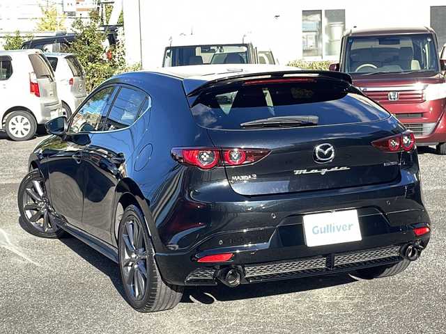 マツダ マツダ３ファストバック 20S プロアクティブ ツーリングS 愛知県 2021(令3)年 2.6万km ジェットブラックマイカ /禁煙車//ワンオーナー//純正ナビ//バックカメラ//フルセグTV・Bluetooth・CD・DVD//ETC//前後ドライブレコーダー【ZDR 025】//ファブリックシート//運転席パワーシート//シートヒーター//ハンドルヒーター//パドルシフト//ヘッドアップディスプレイ//LEDヘッドランプ//オートライト//オートハイビーム//電動格納式ウインカーミラー//クルーズコントロール//横滑り防止装置//スマートブレーキサポート(前進時・後進時)//前後側方接近車両検知//車線逸脱警報//ブラインドスポットモニタリング//レーンキープアシストシステム//前後ドライブレコーダー//トノカバー//イモビライザー//プッシュスタート//スペアキー//新車保証書//取扱説明書