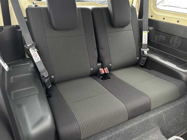 スズキ ジムニー XC 香川県 2021(令3)年 0.5万km シフォンアイボリーメタリックブラック2トーンルーフ 衝突被害軽減ブレーキ/レーンアシスト/社外SDナビ フルセグTV CD DVD BT/バックカメラ/ETC/スマートキー 2個/シートヒーター /LEDオートヘッドライト/フォグライト/電動格納ミラー/クルーズコントロール/ステアリングリモコン/16インチ アルミホイール/オートエアコン/ドラレコ/W サイド エアバッグ