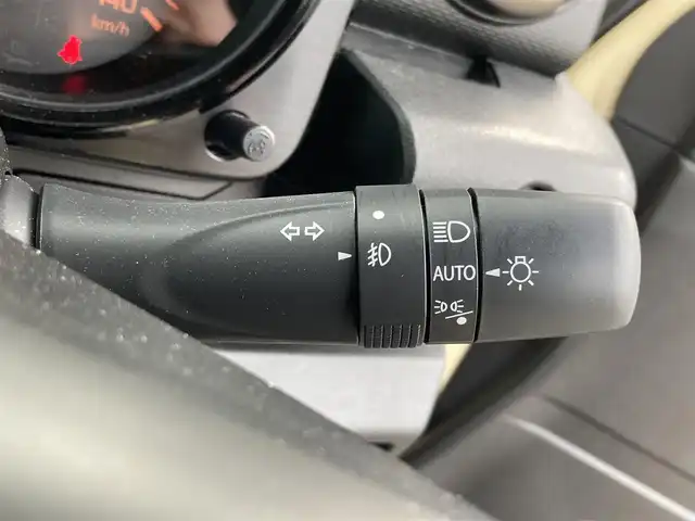 スズキ ジムニー XC 香川県 2021(令3)年 0.5万km シフォンアイボリーメタリックブラック2トーンルーフ 衝突被害軽減ブレーキ/レーンアシスト/社外SDナビ フルセグTV CD DVD BT/バックカメラ/ETC/スマートキー 2個/シートヒーター /LEDオートヘッドライト/フォグライト/電動格納ミラー/クルーズコントロール/ステアリングリモコン/16インチ アルミホイール/オートエアコン/ドラレコ/W サイド エアバッグ