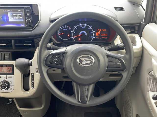 ダイハツ ムーヴ X SAⅡ 沖縄県 2016(平28)年 3.6万km ライトローズマイカメタリックⅡ 純正SDナビ/(Bluetooth CD DVD USB)/バックカメラ/ステアリングスイッチ/純正14インチアルミホイール/横滑り防止装置/コーナーセンサー/盗難防止装置/オートライト/衝突軽減システム/電動格納ミラー/スマートキー/スペアキー/ベンチシート/社外フロアマット