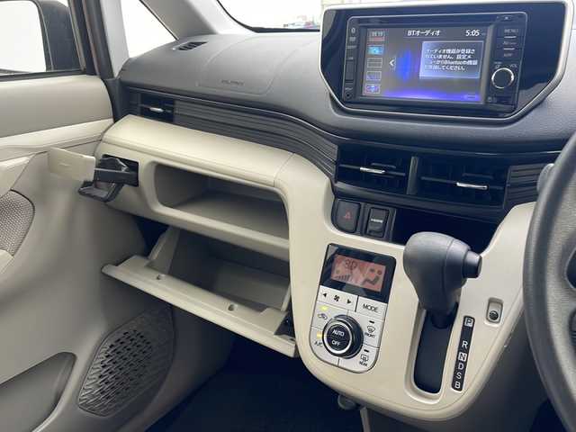 ダイハツ ムーヴ X SAⅡ 沖縄県 2016(平28)年 3.6万km ライトローズマイカメタリックⅡ 純正SDナビ/(Bluetooth CD DVD USB)/バックカメラ/ステアリングスイッチ/純正14インチアルミホイール/横滑り防止装置/コーナーセンサー/盗難防止装置/オートライト/衝突軽減システム/電動格納ミラー/スマートキー/スペアキー/ベンチシート/社外フロアマット