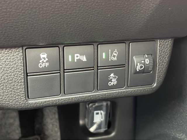 ホンダ Ｎ ＯＮＥ オリジナル 静岡県 2022(令4)年 1.8万km プラチナホワイトパール ワンオーナー/純正ナビ/地デジTV/CD/DVD/Bluetooth/バックカメラ/ホンダセンシング/レーダークルーズコントロール/レーンキープアシスト/LEDヘッドライト/オートライト/ハーフレザーシート/スマートキー/ETC