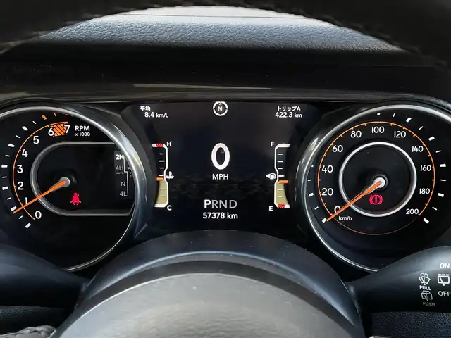 クライスラー・ジープ ジープ ラングラー アンリミテッド スポーツ アルティテュード 長野県 2020(令2)年 5.8万km ブライトホワイトクリアコート ・ACC /・バックカメラ/・サイドカメラ/・前後ドラレコ /・ディスプレイオーディオ/・bluetooth /・ヒルディセントコントロール/・ETC /・パークセンサー /・アイドリングストップ /・スマートキー /・USB