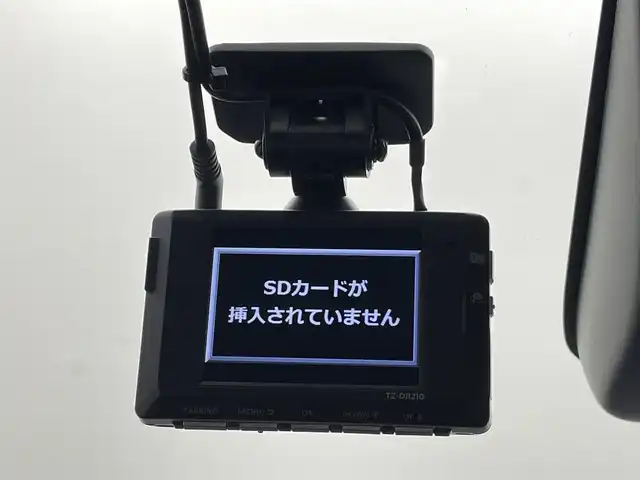 トヨタ ハイラックス Z GRスポーツ 熊本県 2023(令5)年 2.4万km アティチュードブラックマイカ ワンオーナー　/純正8インチナビ　/全周囲カメラ　/前後ドライブレコーダー/ETC　/前後クリアランスソナー　/運転席パワーシート/トヨタセーフティーセンス/・プリクラッシュセーフティ/・レーンディパーチャーアラート/・ロードサインアシスト/・アダブティブクルーズコントロール/・先行車発進お知らせ/横滑り防止/ダウンヒルアシスト/BFグッドリッチタイヤ/オールテレーンタイヤ/ハーフレザーシート/純正フロアマット/純正１８インチAW/JAOSマッドガード/ハードトノカバー/オートライト　/ＬＥＤヘッドライト/スマートキー/プッシュスタート/