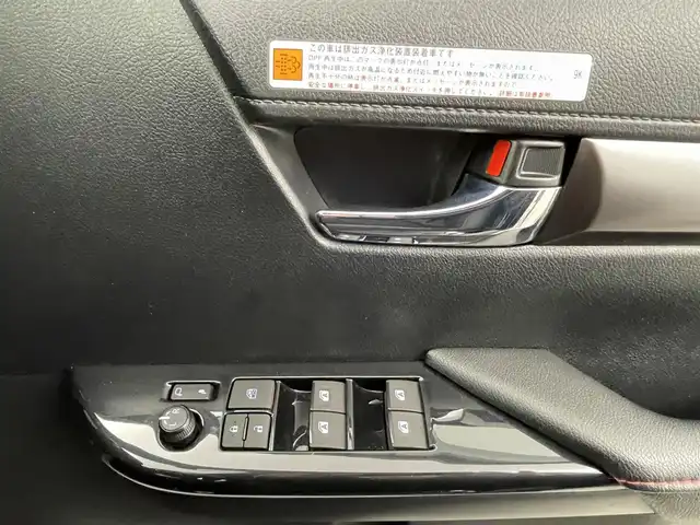 トヨタ ハイラックス Z GRスポーツ 熊本県 2023(令5)年 2.4万km アティチュードブラックマイカ ワンオーナー　/純正8インチナビ　/全周囲カメラ　/前後ドライブレコーダー/ETC　/前後クリアランスソナー　/運転席パワーシート/トヨタセーフティーセンス/・プリクラッシュセーフティ/・レーンディパーチャーアラート/・ロードサインアシスト/・アダブティブクルーズコントロール/・先行車発進お知らせ/横滑り防止/ダウンヒルアシスト/BFグッドリッチタイヤ/オールテレーンタイヤ/ハーフレザーシート/純正フロアマット/純正１８インチAW/JAOSマッドガード/ハードトノカバー/オートライト　/ＬＥＤヘッドライト/スマートキー/プッシュスタート/